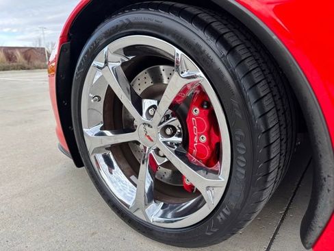 Used 2012 Chevrolet Corvette Grand Sport w/ 3LT Preferred Equipment Group image 12