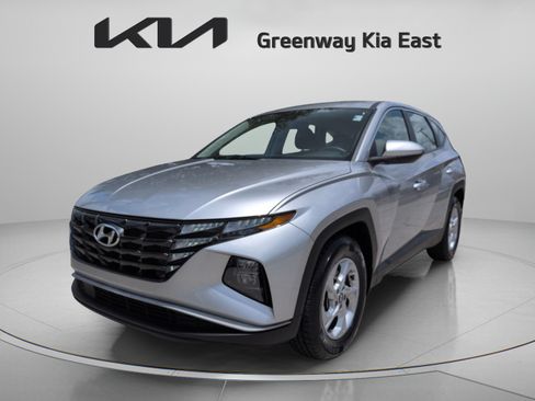 Used 2023 Hyundai Tucson SE FWD image 10