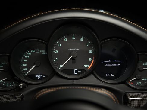 Used 2019 Porsche 911 Speedster RWD image 8