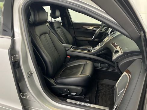 Used 2019 Lincoln MKZ Reserve image 22