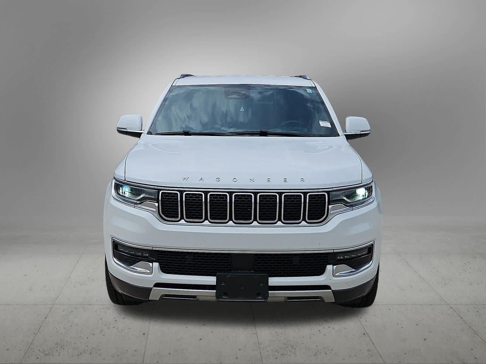 Used 2022 Jeep Wagoneer Series III w/ Rear Seat Video Group 1 AWD/4WD image 9