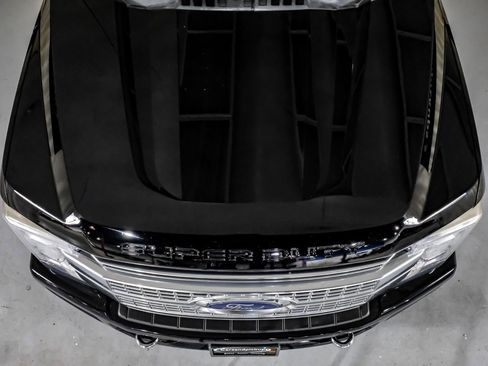 Used 2017 Ford F250 Platinum w/ FX4 Off-Road Package image 40