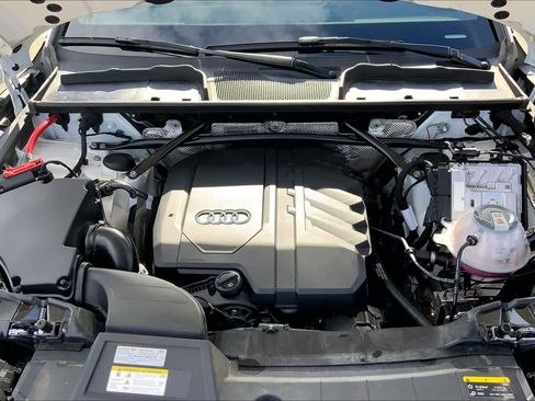Used 2024 Audi Q5 2.0T Premium w/ Summer of Audi Package image 31