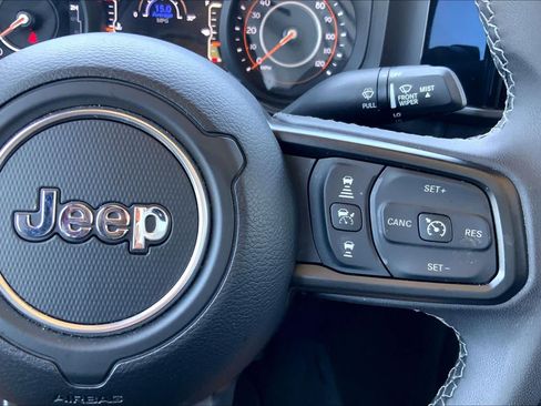 Used 2026 Jeep Gladiator Rubicon AWD/4WD image 24