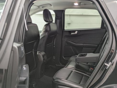 Used 2024 Ford Escape Platinum AWD/4WD image 13