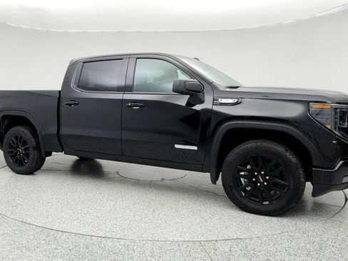 Used 2025 GMC Sierra 1500 Elevation image 3