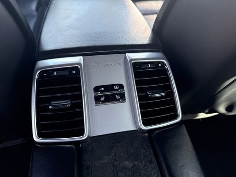 Used 2012 Porsche Panamera S image 14