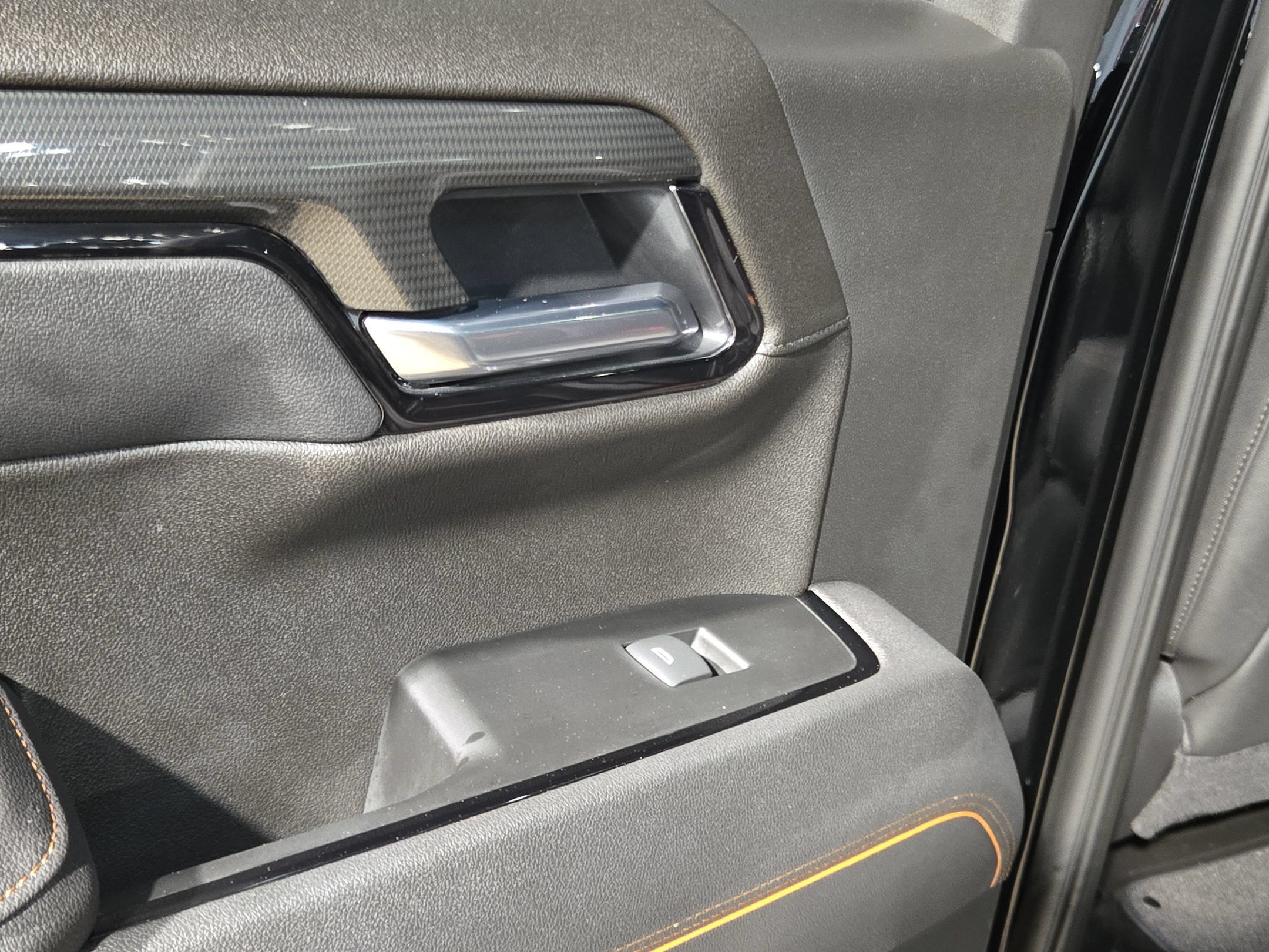 Used 2025 GMC Sierra 1500 AT4 AWD/4WD image 35