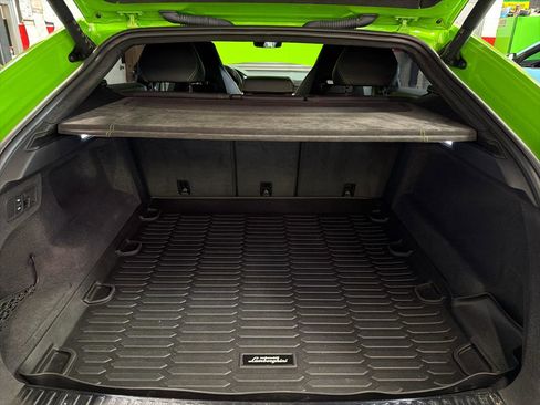 Used 2022 Lamborghini Urus image 25