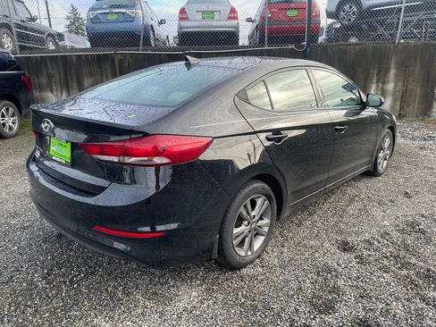 Used 2017 Hyundai Elantra SE FWD image 6