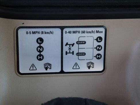 Used 2004 Land Rover Discovery SE image 23