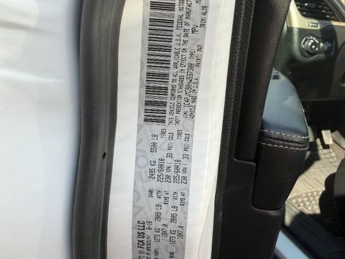 Used 2017 Jeep Cherokee Limited AWD/4WD image 23