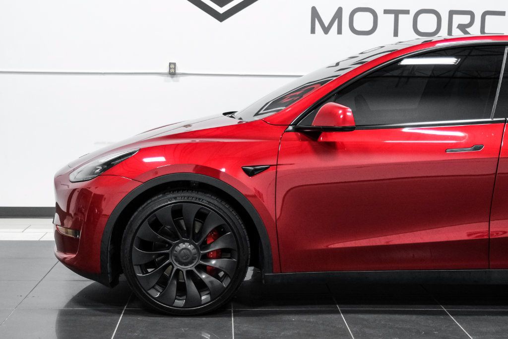 Used 2024 Tesla Model Y Performance AWD/4WD image 13