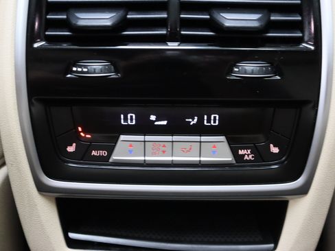 Used 2021 BMW X5 sDrive40i w/ Premium Package image 34