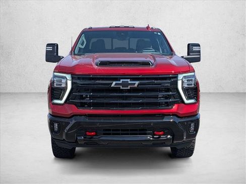 Used 2025 Chevrolet Silverado 2500 LTZ w/ LTZ Plus Package AWD/4WD image 2