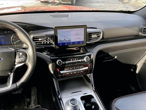 Used 2022 Ford Explorer ST-Line w/ Class IV Trailer Tow Package image 6