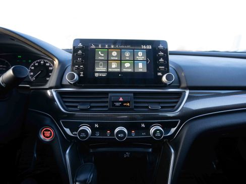 Used 2020 Honda Accord Sport image 17
