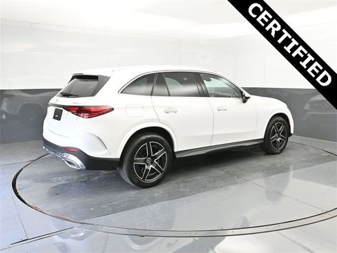Used 2025 Mercedes-Benz GLC 350e 4MATIC image 15