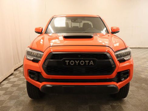 Used 2023 Toyota Tacoma TRD Pro AWD/4WD image 4