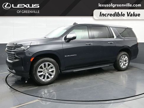 Used 2023 Chevrolet Suburban Premier image 4