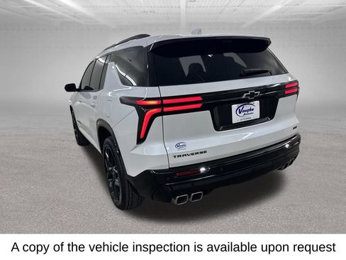Used 2025 Chevrolet Traverse RS w/ LPO, Floor Liner Package FWD image 10