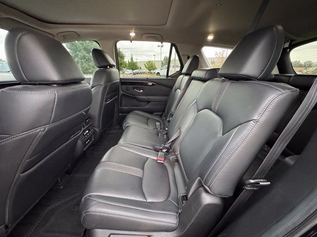 Used 2023 Honda Pilot Touring image 27