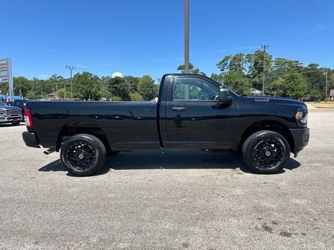 Used 2024 RAM 2500 Tradesman AWD/4WD image 2
