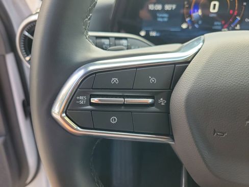Used 2026 Chevrolet Equinox LT FWD image 18