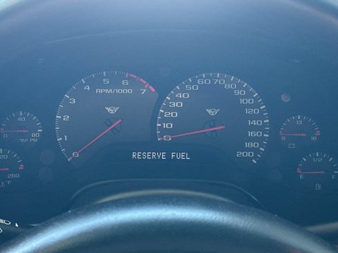 Used 1997 Chevrolet Corvette Coupe RWD image 20