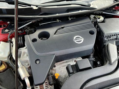 Used 2015 Nissan Altima 2.5 S w/ Power Driver Seat Package FWD image 29