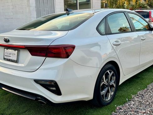 Used 2021 Kia Forte LXS image 4