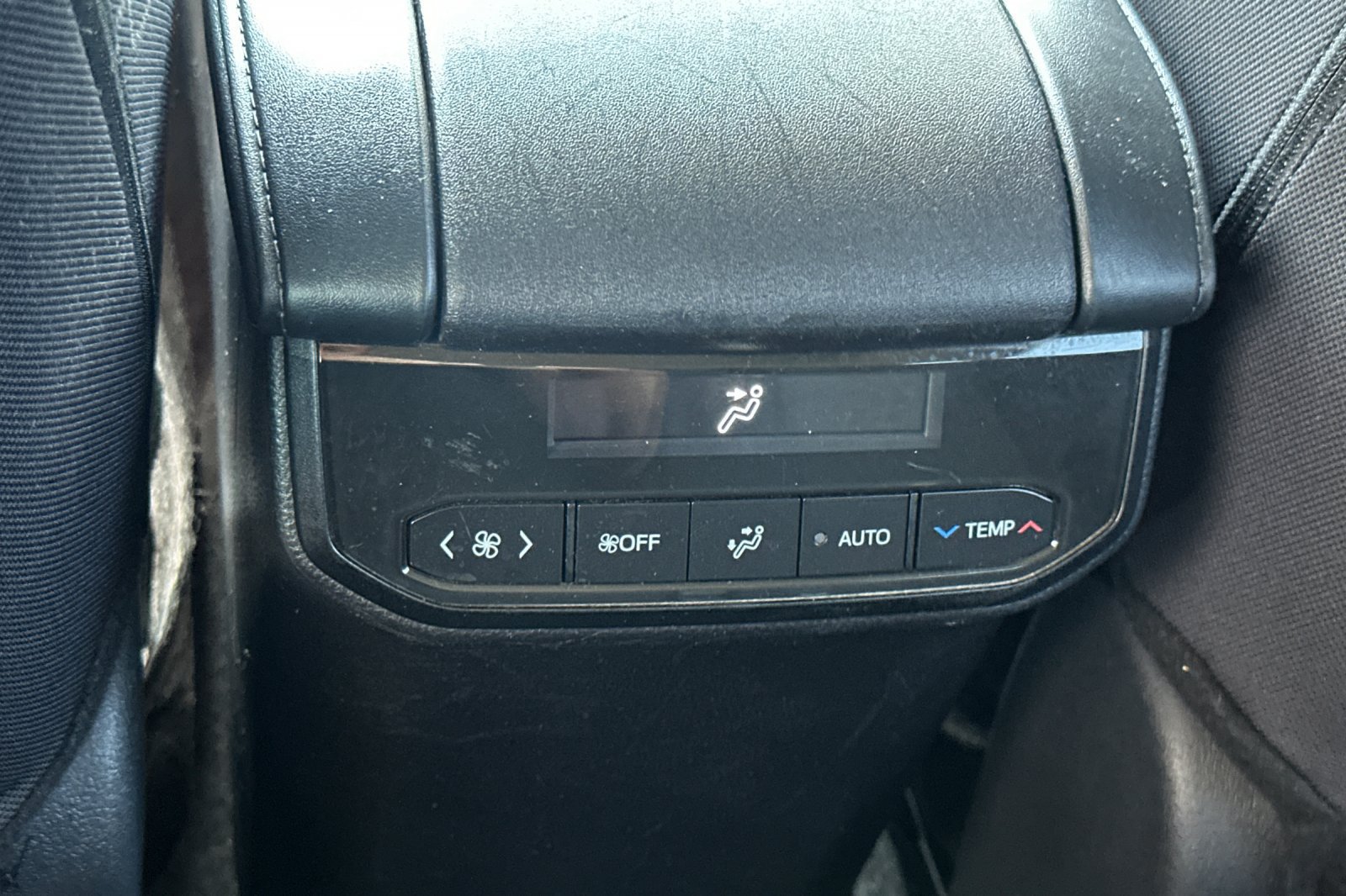 Certified 2025 Toyota Highlander LE AWD/4WD image 16