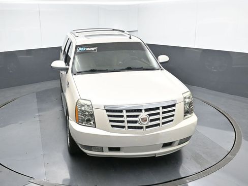Used 2013 Cadillac Escalade Luxury image 50