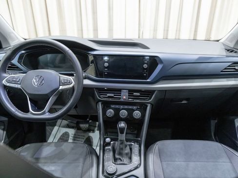 Used 2023 Volkswagen Taos SE w/ Panoramic Sunroof Package AWD/4WD image 13