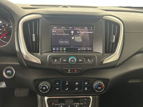 Used 2024 GMC Terrain SLE FWD image 21