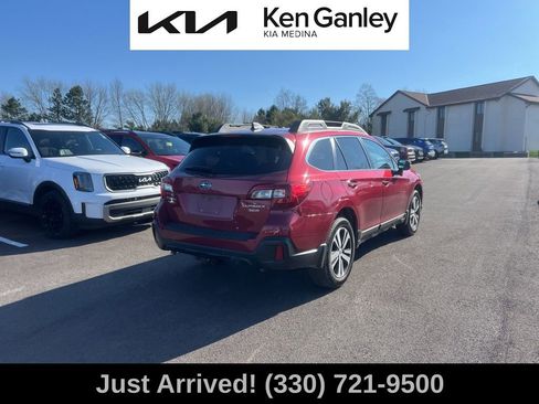 Used 2018 Subaru Outback 3.6R Limited image 5