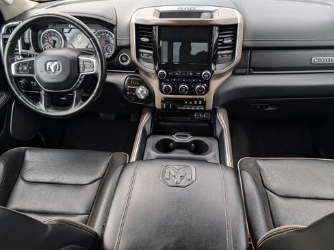 Used 2022 RAM 1500 Laramie AWD/4WD image 10