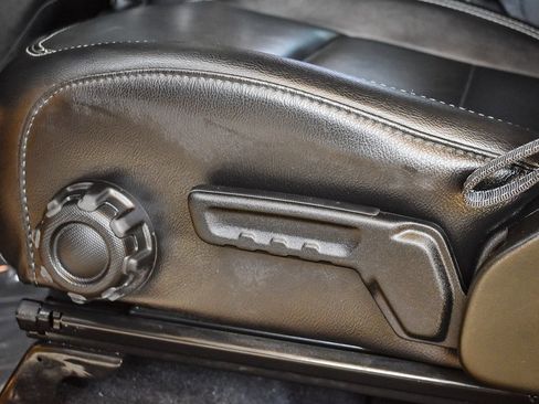 Used 2021 Jeep Wrangler Unlimited Sahara image 19