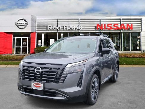 New 2026 Nissan Pathfinder Platinum AWD/4WD image 1