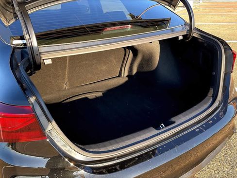 Certified 2023 Kia Forte LXS image 17