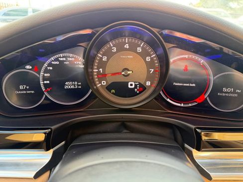 Used 2018 Porsche Panamera 4 AWD/4WD image 23