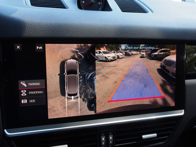 Used 2021 Porsche Cayenne AWD/4WD image 36