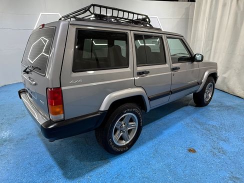 Used 2000 Jeep Cherokee Sport image 7