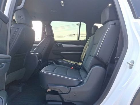 New 2026 Buick Enclave Preferred w/ Power Package FWD image 7