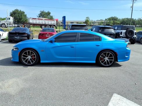 Used 2015 Dodge Charger R/T Scat Pack w/ Technology Group RWD image 4