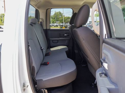 Used 2024 RAM 1500 Classic SLT AWD/4WD image 10