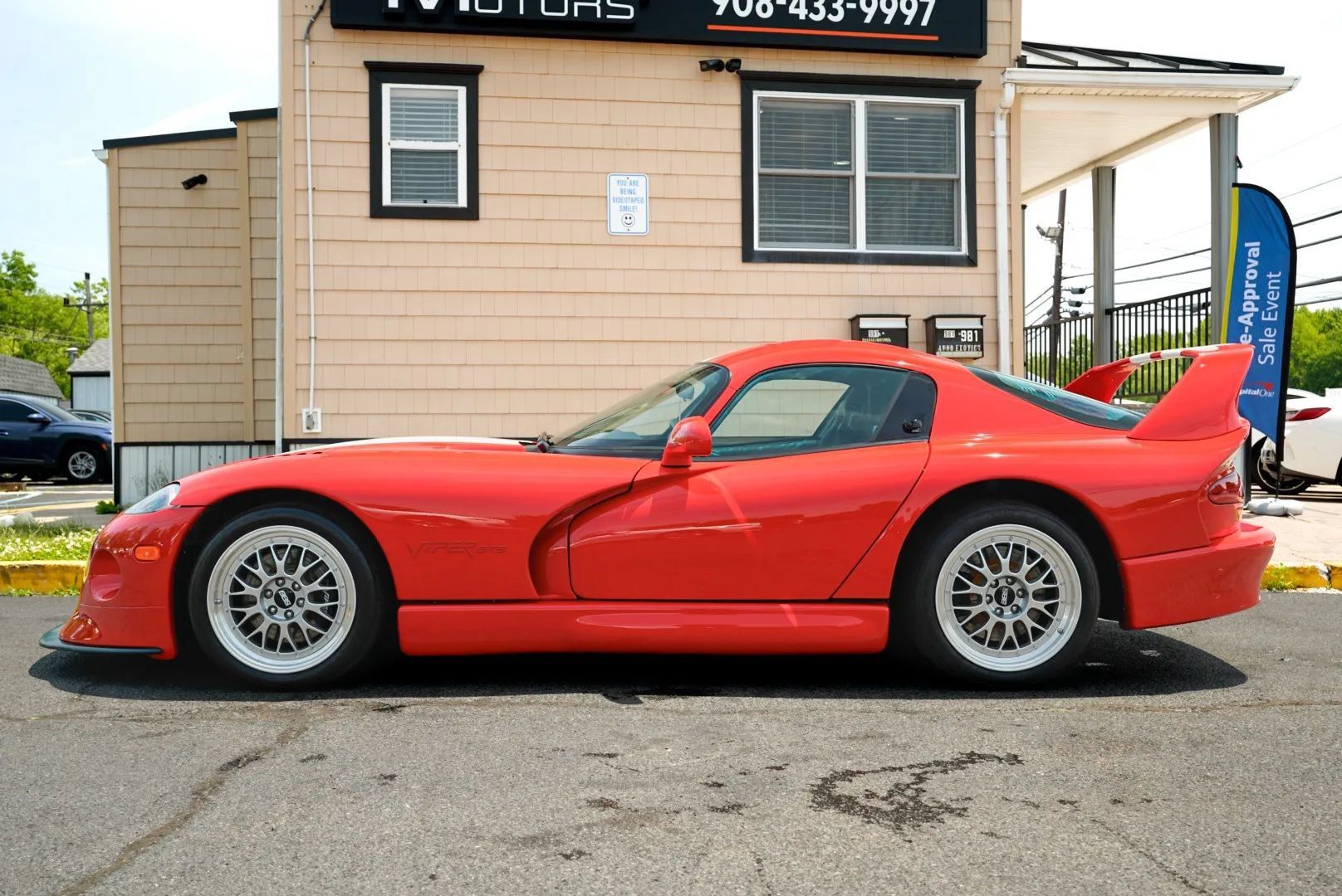 Used 2002 Dodge Viper GTS RWD image 8