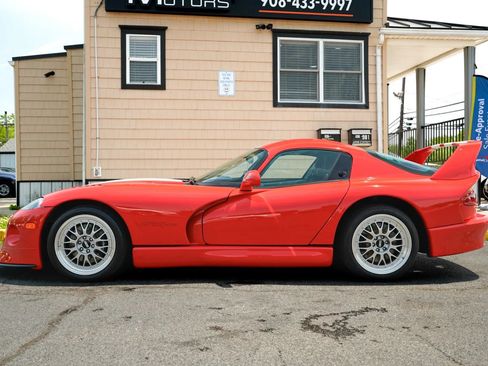 Used 2002 Dodge Viper GTS RWD image 8