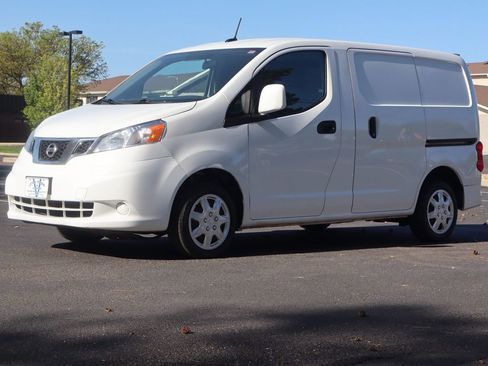 Used 2020 Nissan NV200 SV w/ Back Door Glass Package FWD image 11
