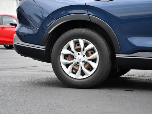 Used 2023 Honda CR-V LX image 10